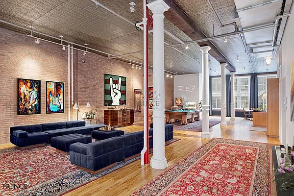 Sold by Compass | media 17