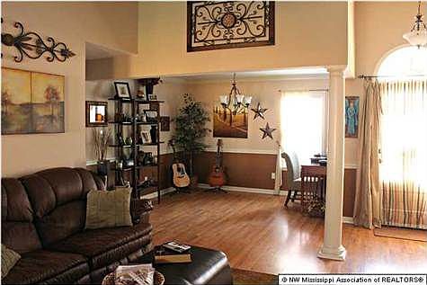 1st image of 6478 Renee Dr