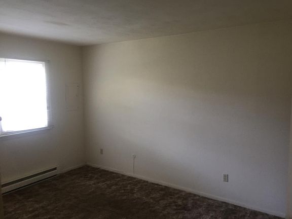 2nd image of 8422 Tidewater Dr APT 11