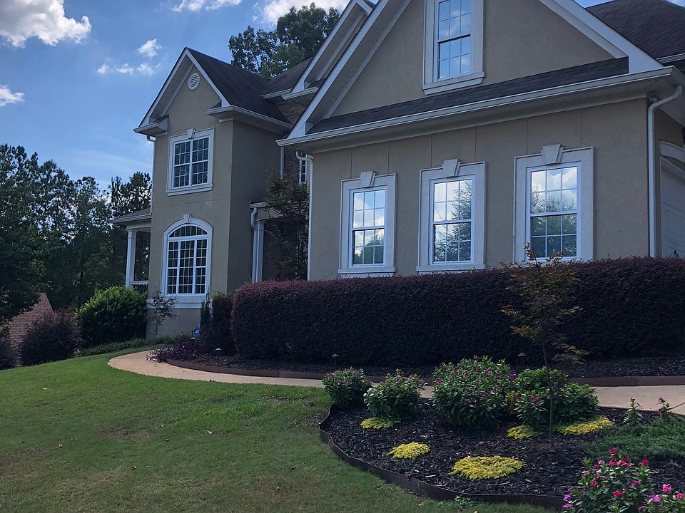 2nd image of 555 Milton Dr