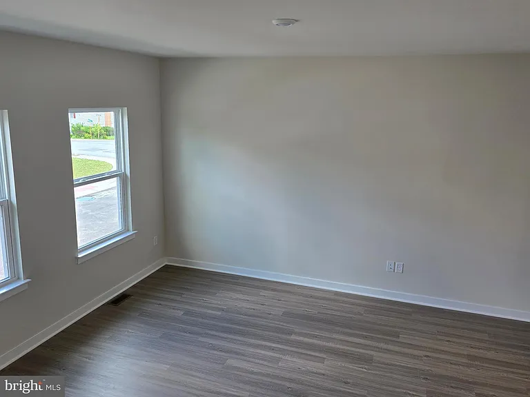 115 Boone Ct — Photo 10