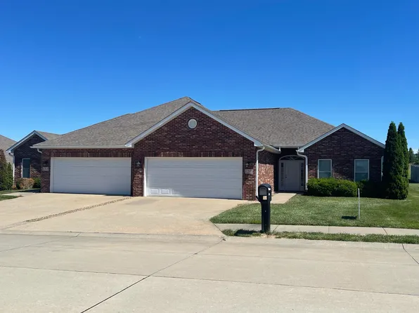 120 Winterfield Cir, Cape Girardeau, MO 63701