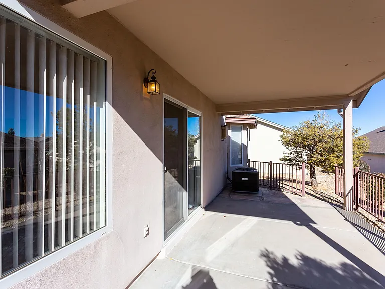 1654 Saint Andrews Way — Photo 22
