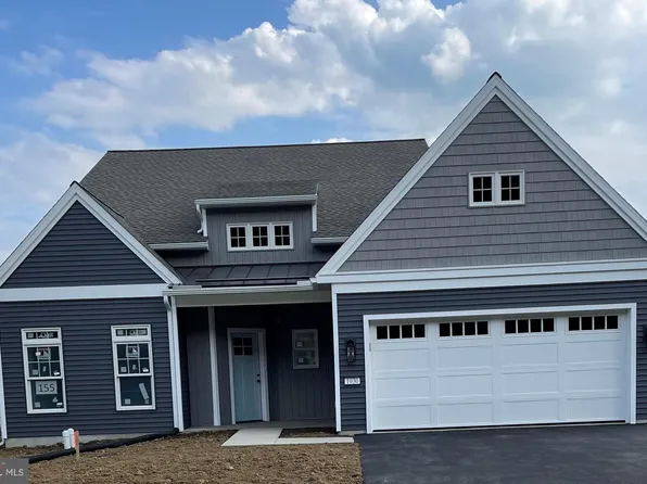 1030 Stanford Dr #155, Lebanon, PA 17042