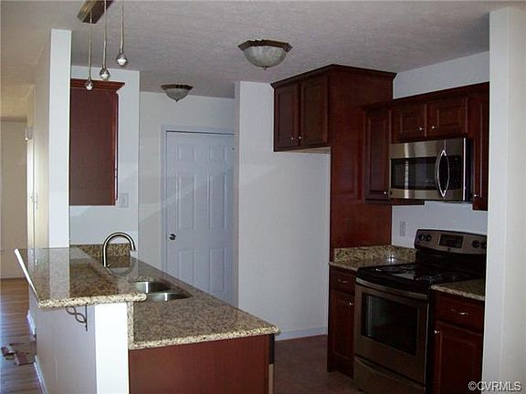 4th image of 1325 Twilight Ln