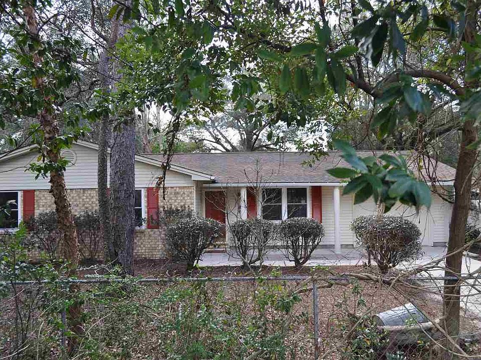 1st image of 2617 Green Bay Dr