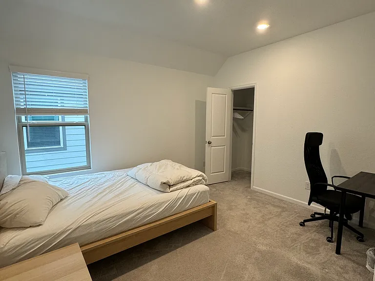 4922 Sand Clouds Dr — Photo 9
