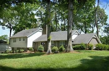 2nd image of 7027 Folger Dr