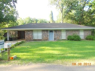 103 North Dr, Vicksburg, MS 39180