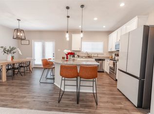 219 Colt Dr, Waxahachie, TX 75165