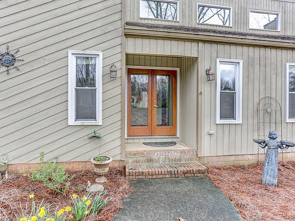 4th image of 3420 Winfair Pl