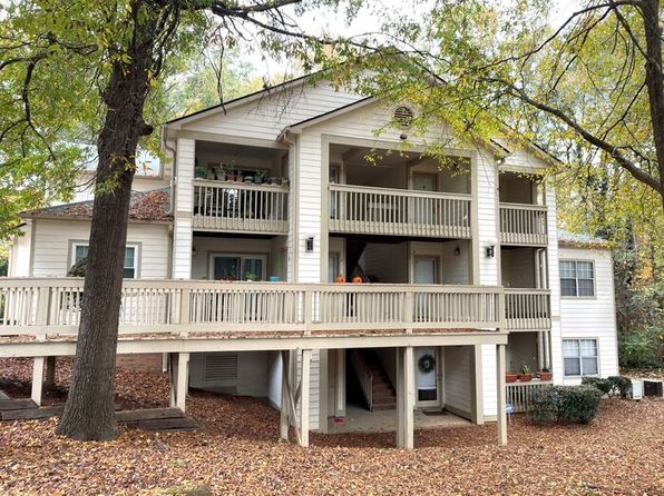 1001 Churchill Downs Ct APT G