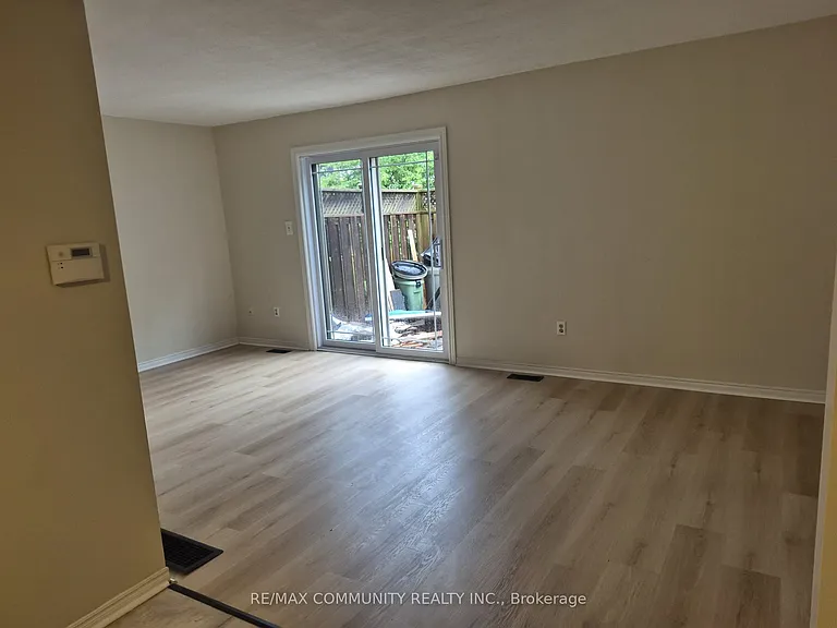511 Admiral Dr W #65 — Photo 10
