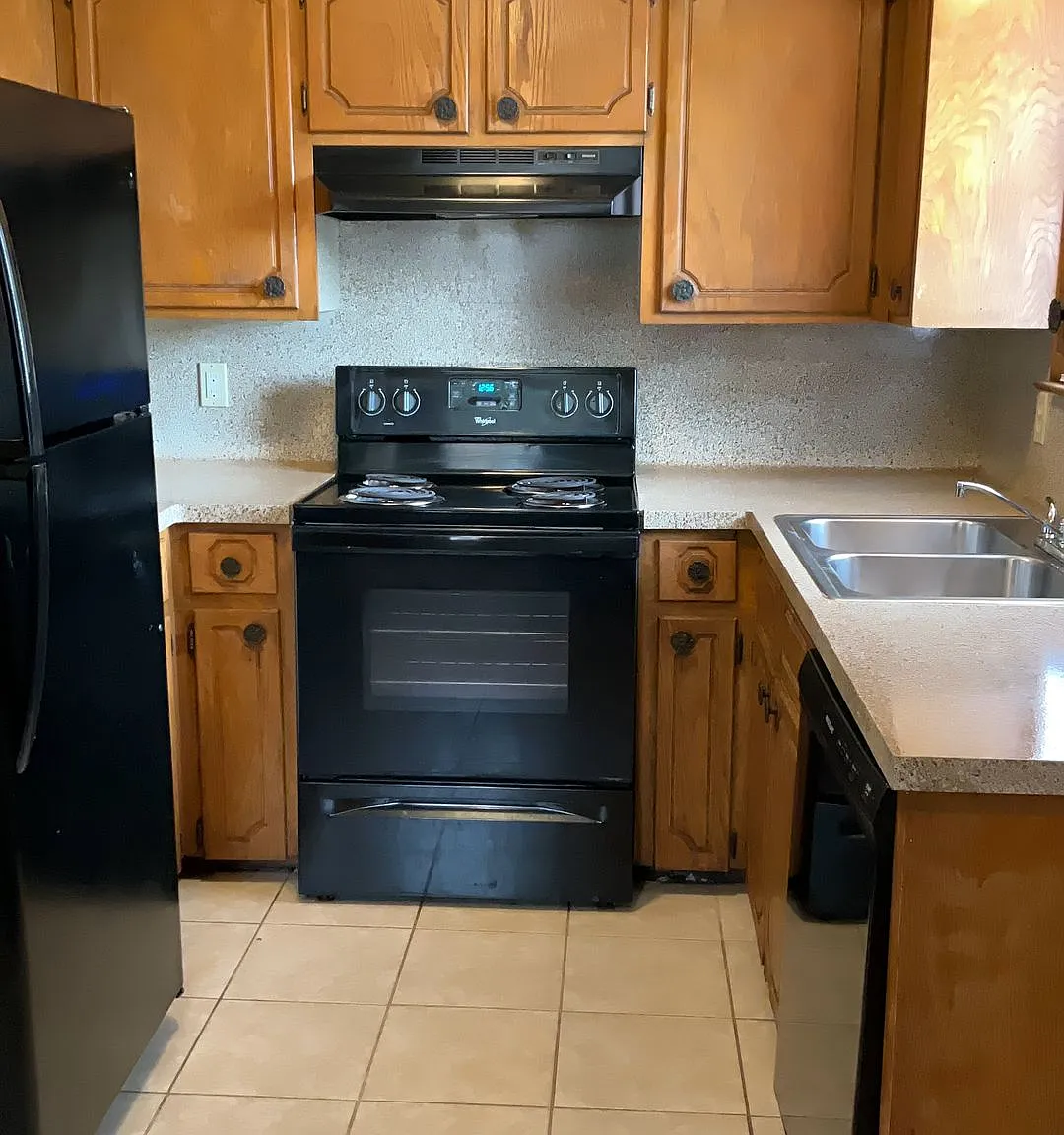 2 bed, 960 sqft, $895 — Photo 3