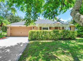 2225 SW Trapp Ter, Port Saint Lucie, FL 34953