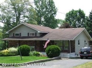 160 Nuangola Rd, Mountain Top, PA 18707