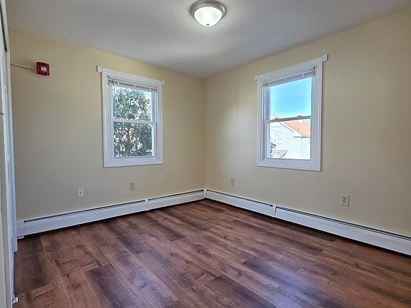 4th image of 679 Pine St #681