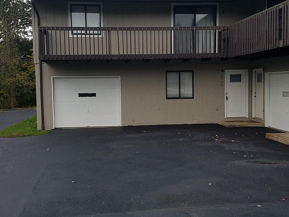 4735 is the left unit as you see the building from the drive