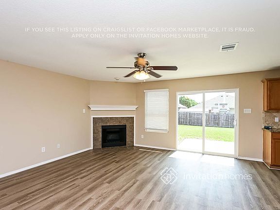 3rd image of 7160 Little Mohican Dr