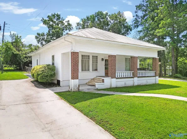 217 Washington Ave W, Oneonta, AL 35121