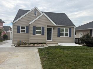 4825 Meredeth St, Lincoln, NE 68506