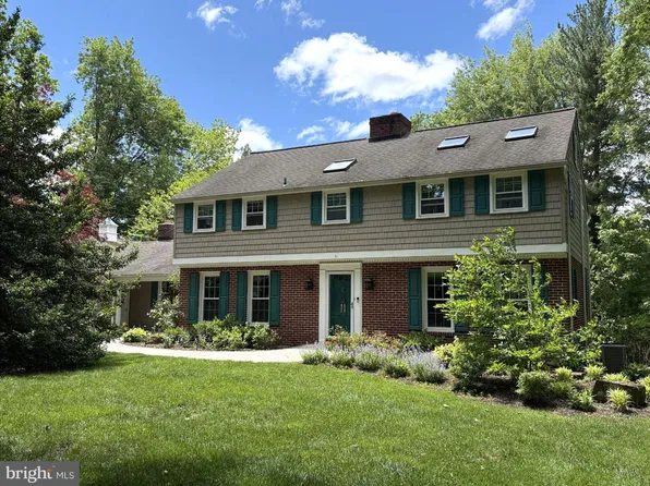 28 Waterview Rd, West Chester, PA 19380