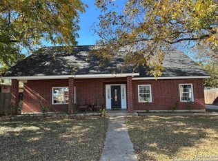 720 S Creek St Fredericksburg, Fredericksburg, TX 78624