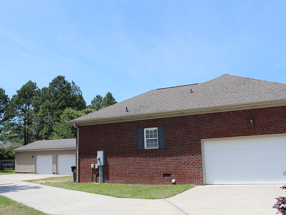 1st image of 221 N Marion Dr