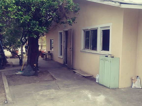 4th image of 12439 Correnti St