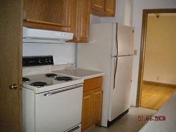 3rd image of 277 Roeller Ave