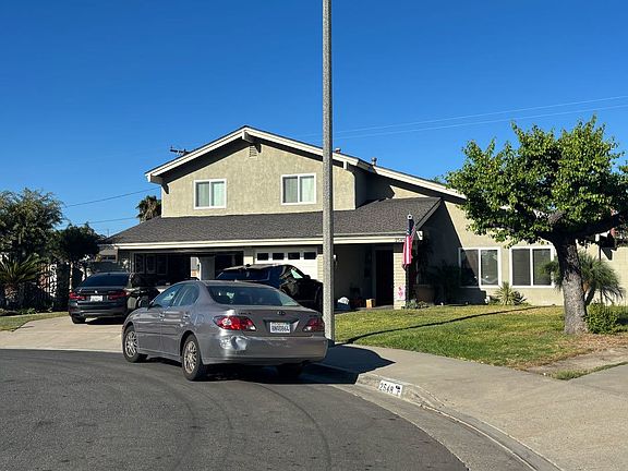 2nd image of 2549 E Hilda Pl