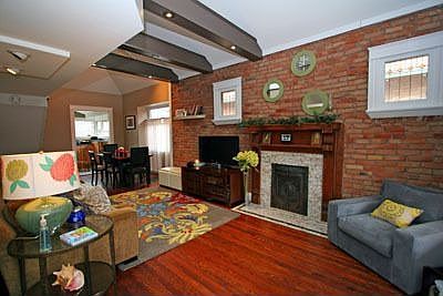 2nd image of 1024 S Pennsylvania St