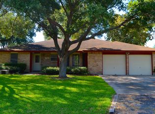 1105 McLane St, Victoria, TX 77904