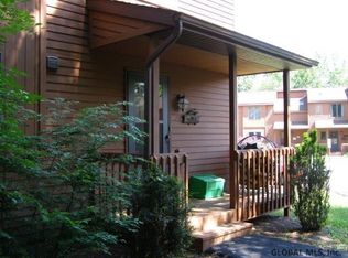 22 Summit Rdg, North Creek, NY 12853