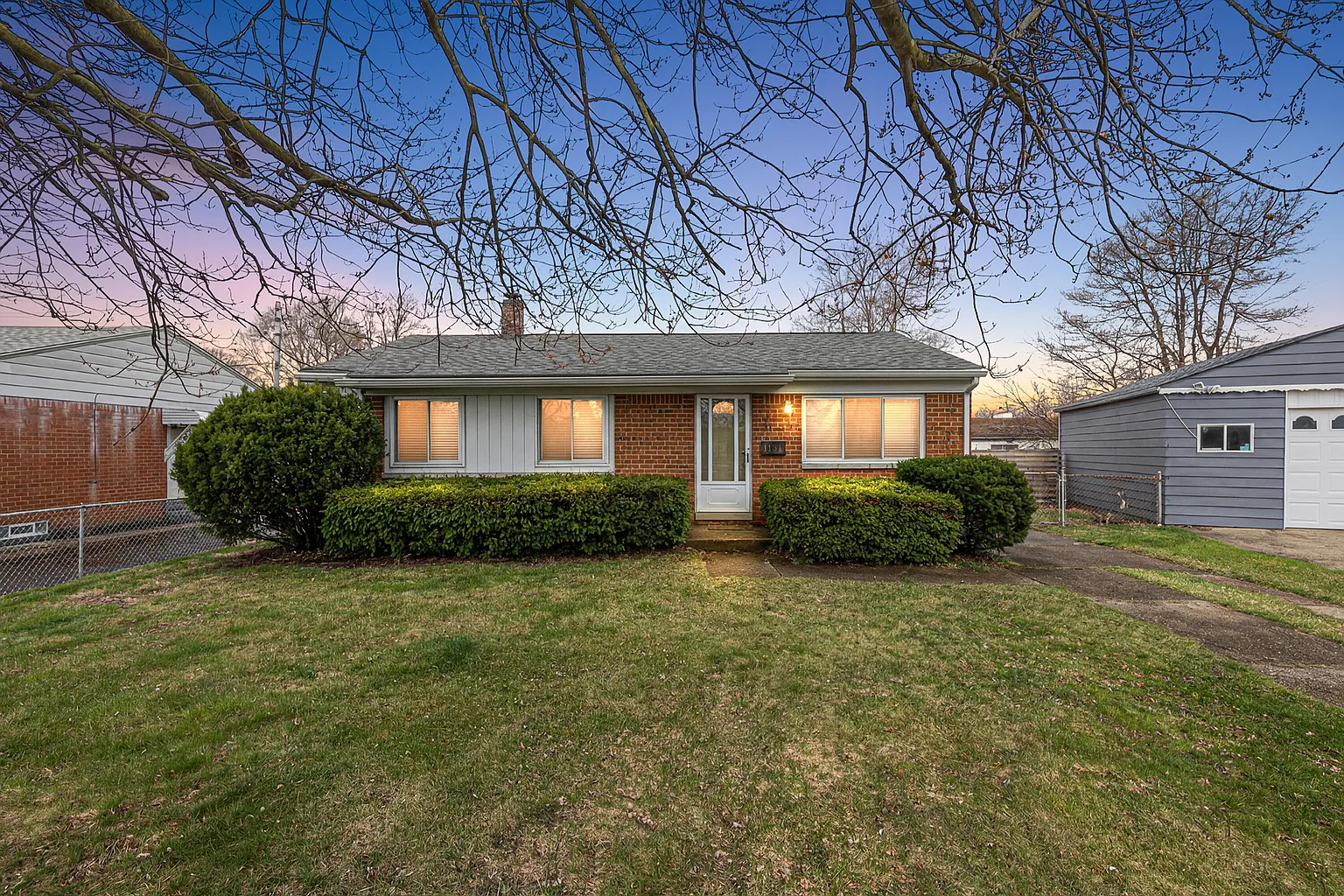 1131 Laurel Ave photo 1