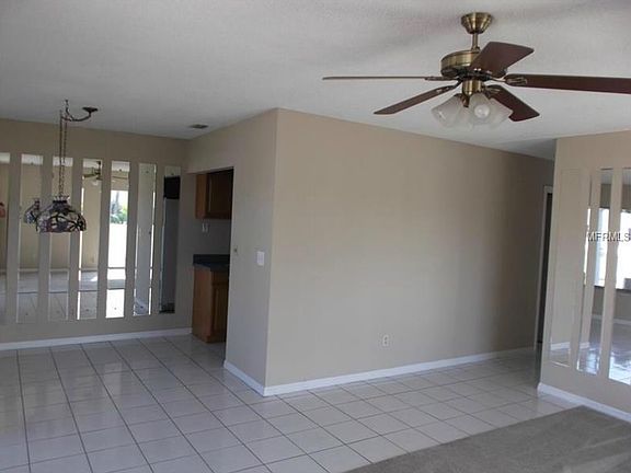 4th image of 112 Carswell Cir