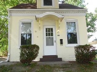 707 E McKinley St, Belleville, IL