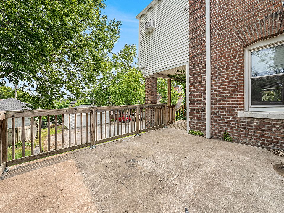 Private porch