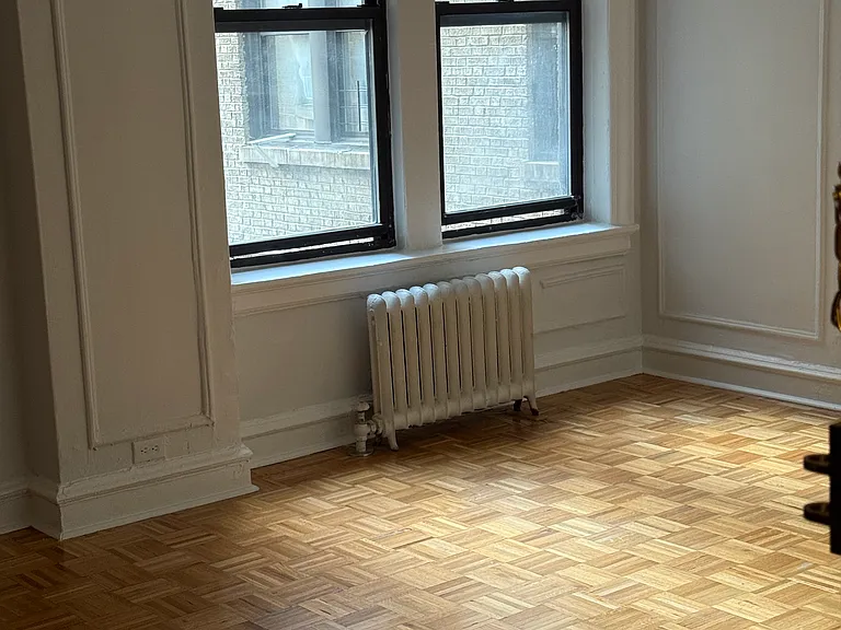 350 W 55th St #6D — Photo 3