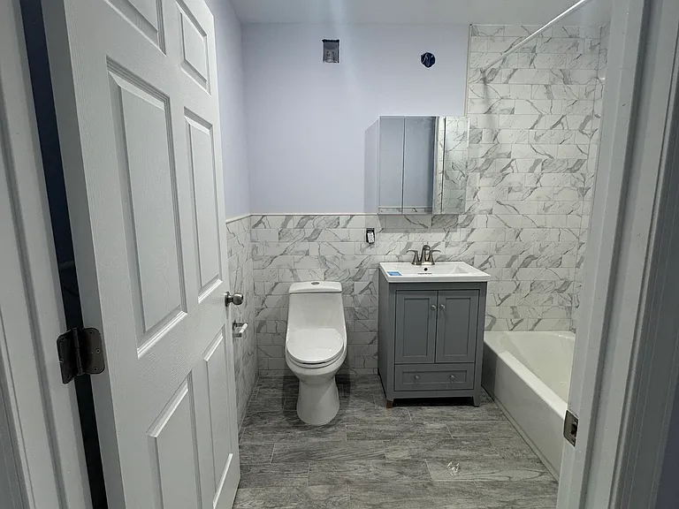 103 Lincoln St #1L — Photo 5