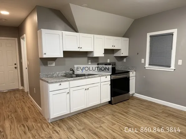 1 Sterling St #3, Hartford, CT 06112