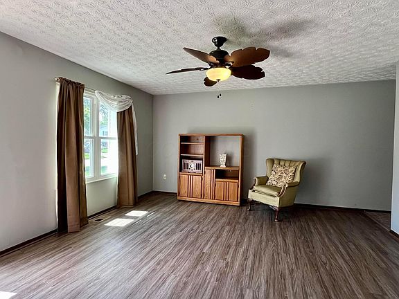 5th image of 2042 Westbranch Rd