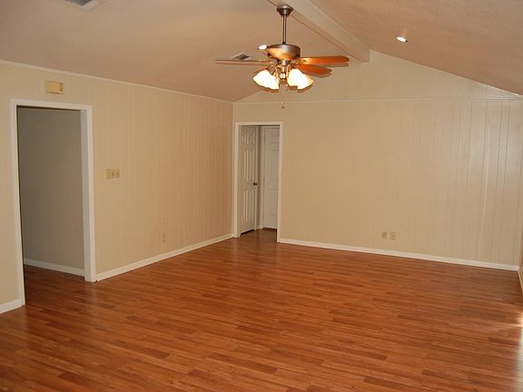 3rd image of 1213 Neal Pickett Dr
