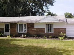 12745 Vincent Dr, Mantua, OH