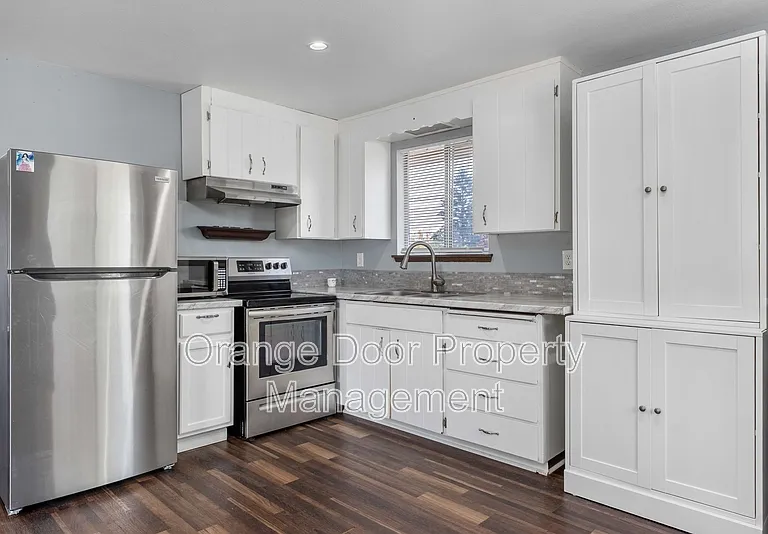 1613 Wheeler St S — Photo 5