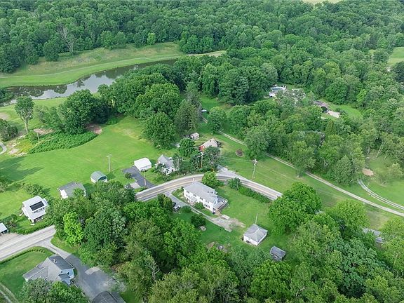 3rd image of 3745 Bakerstown Rd