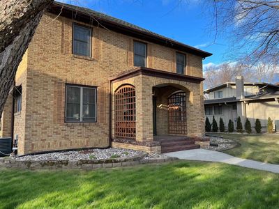 25 4th Ave NW, Waukon, IA, 52172