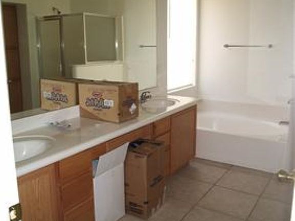 4th image of 7208 S 56th Ln