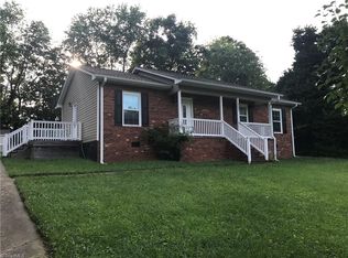 327 N Cricket Dr, North Wilkesboro, NC 28659