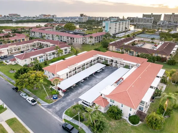 10350 IMPERIAL POINT DRIVE W #15, LARGO, FL 33774